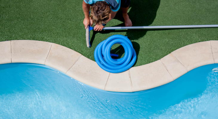 Como preparar a água da piscina para uso