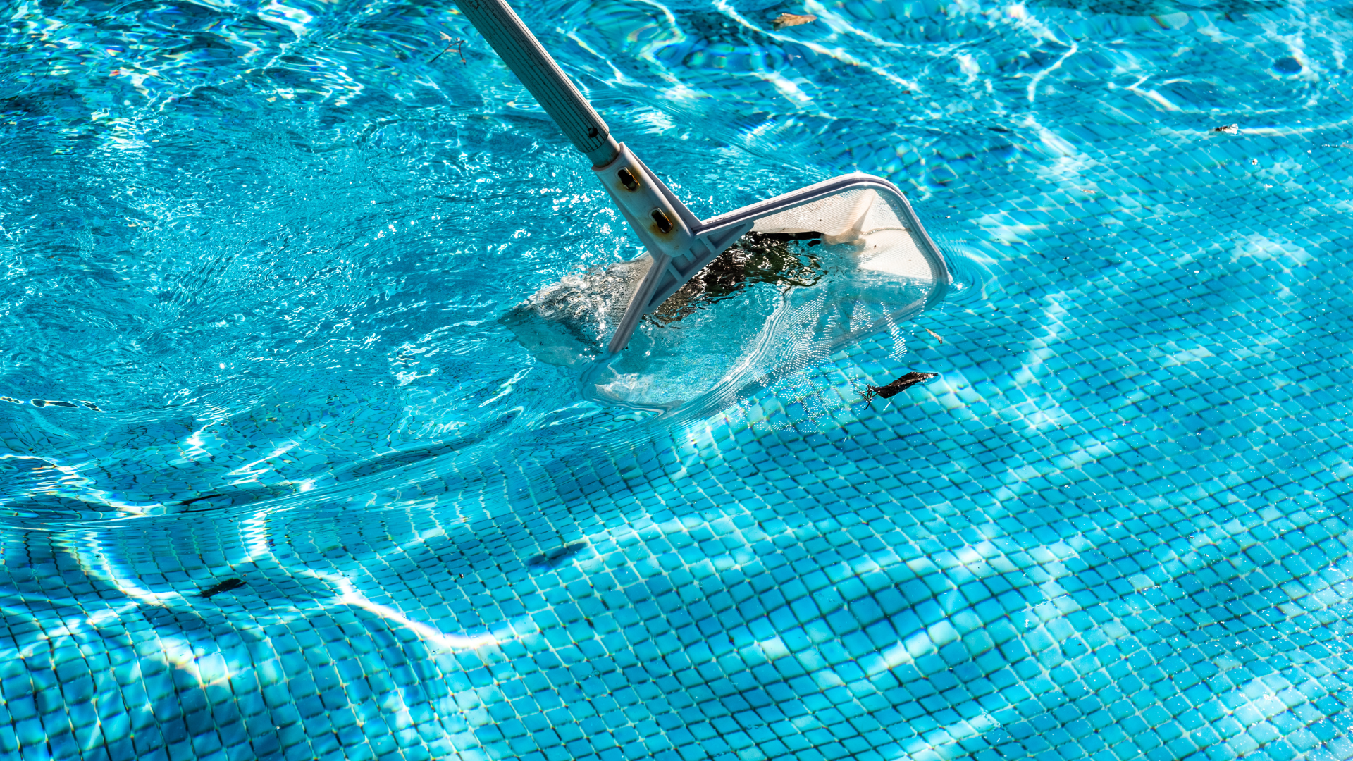 Como preparar a água da piscina para uso